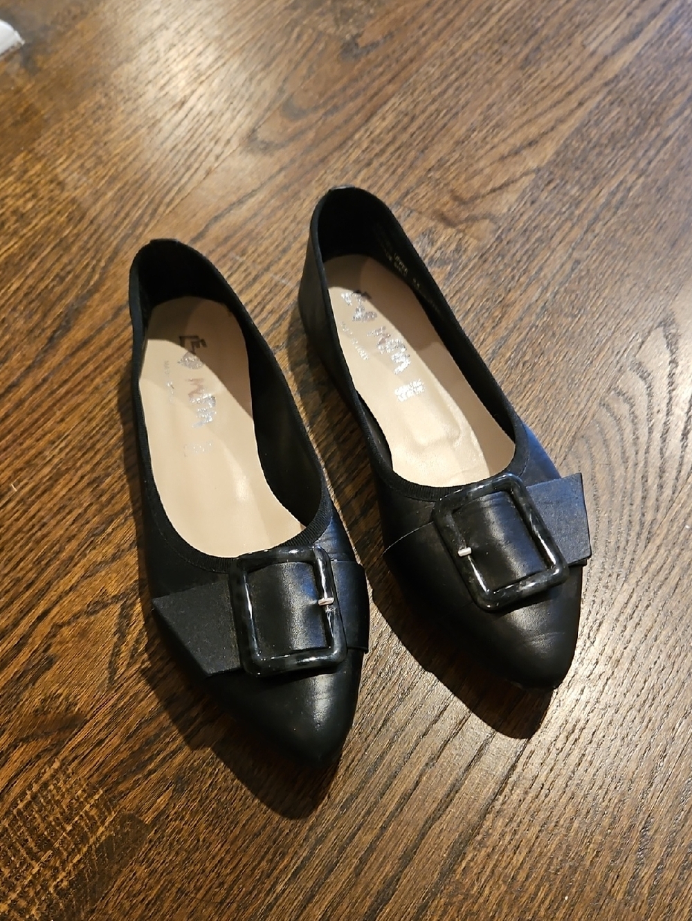Black Pointed Toe Buckle Ballet Flats - Women's Elegant Loafers